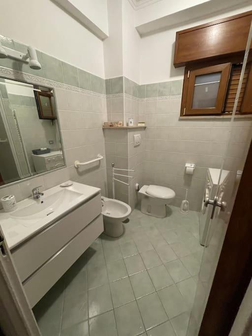 Appartamento Bilocale A Due Passi Dal Porto E Dal Mare Lido di Ostia Esterno foto