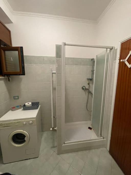 Appartamento Bilocale A Due Passi Dal Porto E Dal Mare Lido di Ostia Esterno foto