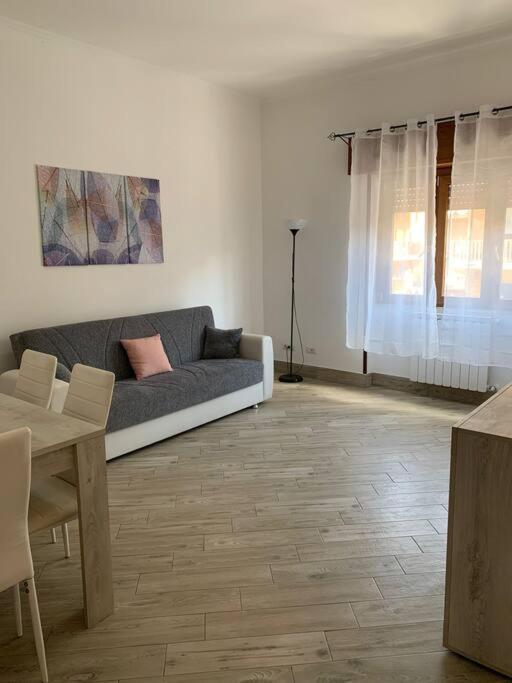 Appartamento Bilocale A Due Passi Dal Porto E Dal Mare Lido di Ostia Esterno foto
