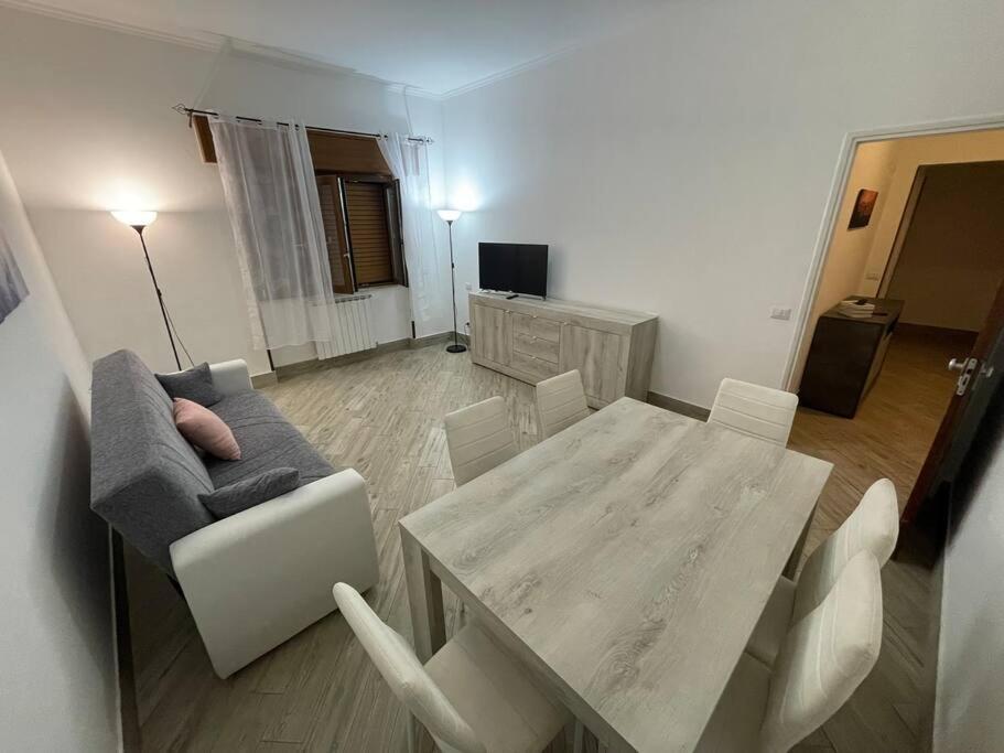 Appartamento Bilocale A Due Passi Dal Porto E Dal Mare Lido di Ostia Esterno foto